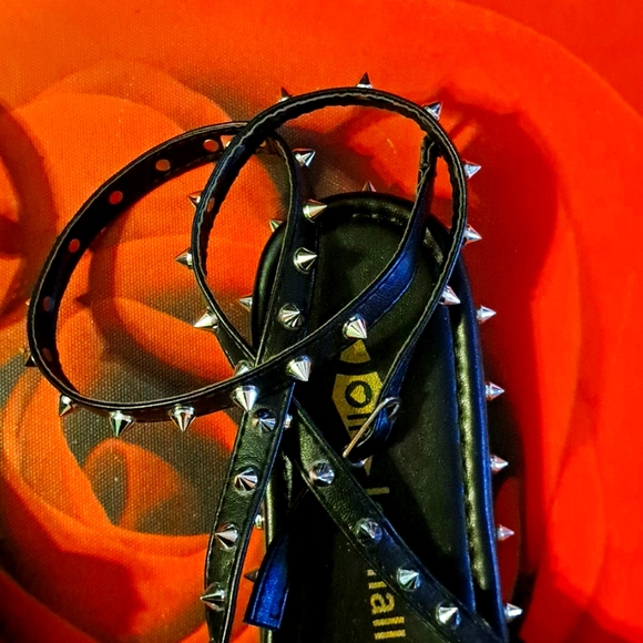 Jolimall Sandals - Picture 3 of 5